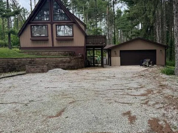 67224 Klinger Lake Rd, Sturgis, MI 49091