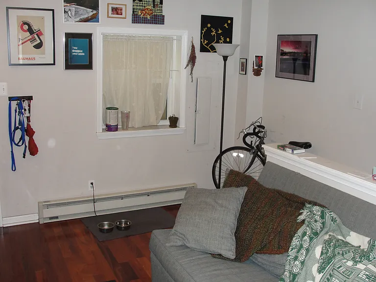 161 Olive St — Photo 3