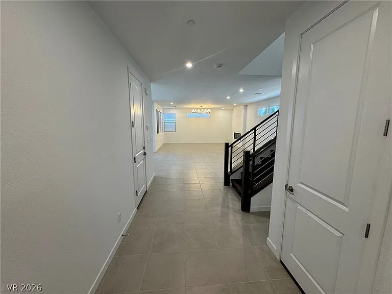 3262 Fountaintree Ave — Photo 18