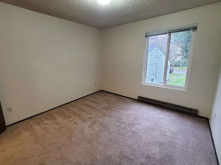 5325 Ravenna Pl NE — Photo 7