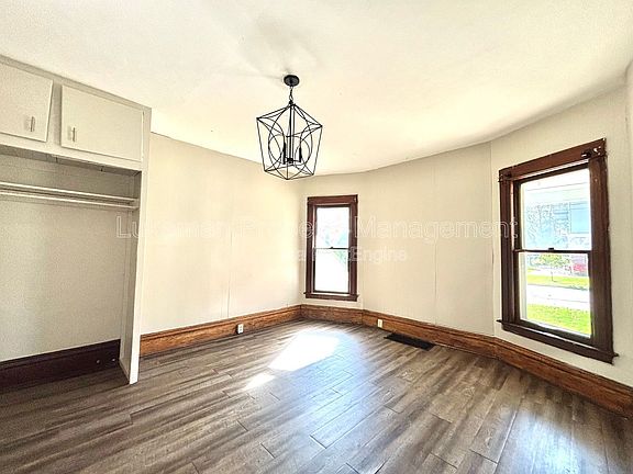 4th image of 610-612 W Kalamazoo Ave #1