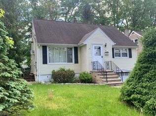 22 Carlson Pl, Lake Hiawatha, NJ 07034