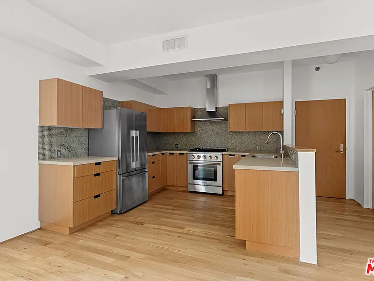 8 Brooks Ave #11 — Photo 13
