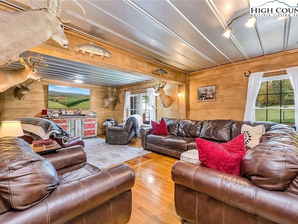 28th image of this home