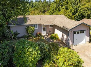 780 SE Ball Blvd, Waldport, OR 97394