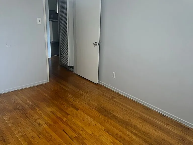 Ramona — Photo 6