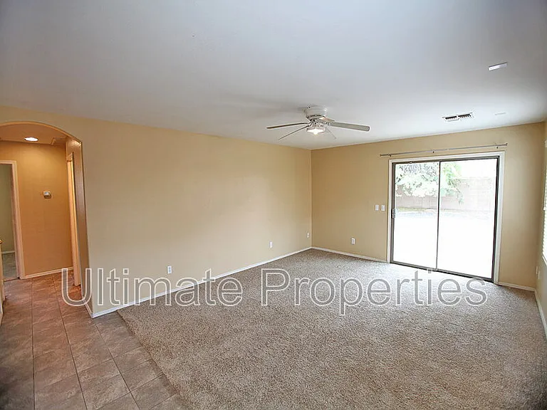 5947 S 249th Dr — Photo 4
