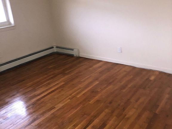 3rd image of 1045 E 215th St