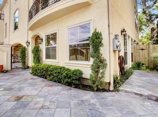 1951 Welch St, Houston, TX 77019