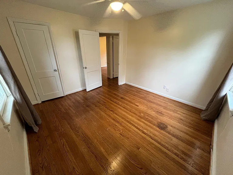 8516 Wetherly Dr — Photo 7