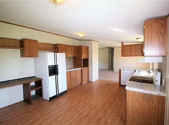 3rd image of 3962 Cedar Creek Ct
