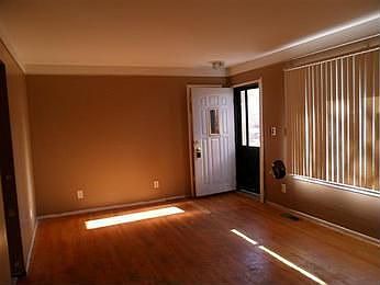2nd image of 11621 Engleman Rd