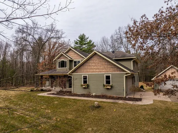 S1200 Woodland Valley Rd, Fall Creek, WI 54742
