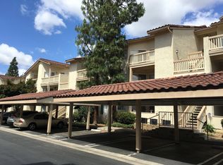 697 Sutton Crest Trl UNIT 107, Oak Park, CA 91377