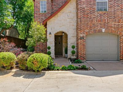 5735 Richmond Ave #F, Dallas, TX, 75206