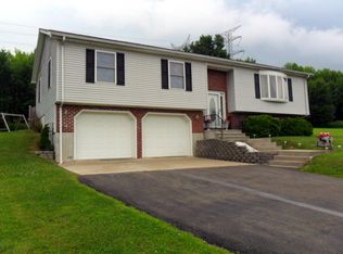 1019 Oakdale Rd, Johnson City, NY 13790