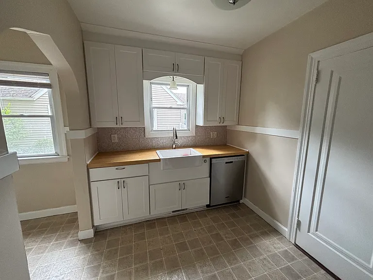 209 W Dudley St #1 — Photo 3