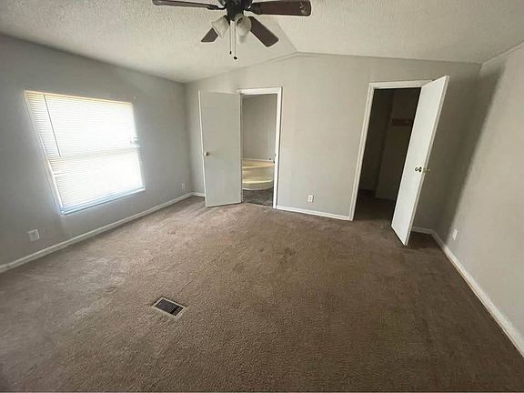 4th image of 1015 Sandpit Rd #36