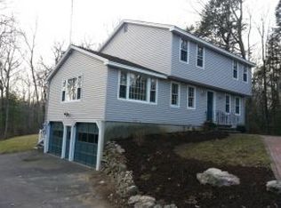65 Laura Ln, Hampstead, NH 03841