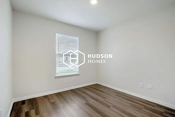 825 Garrison St — Photo 12