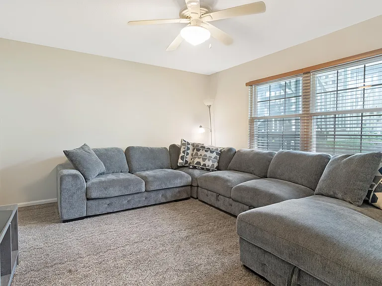 840 Center Ave #91 — Photo 3