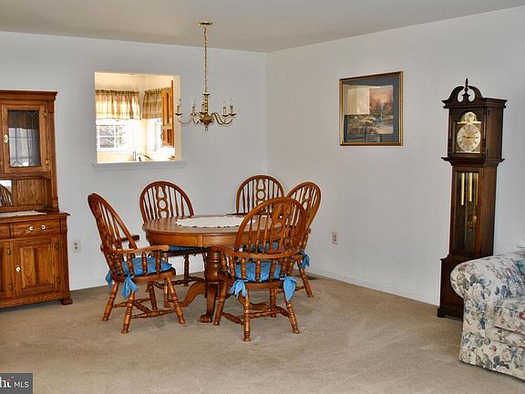 4th image of 8365 Gartelman Farm Dr