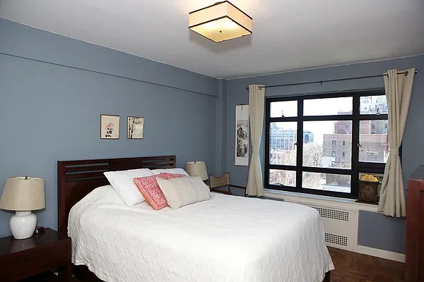 Sold by Corcoran | media 14