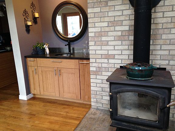 Wet bar and fireplace