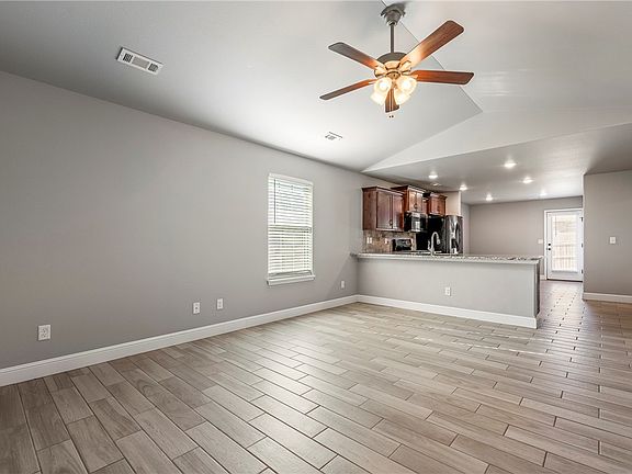 2nd image of 6009 NW Hancock St