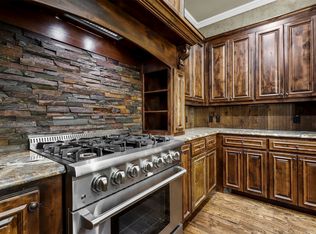 225 Post View Dr, Aledo, TX 76008