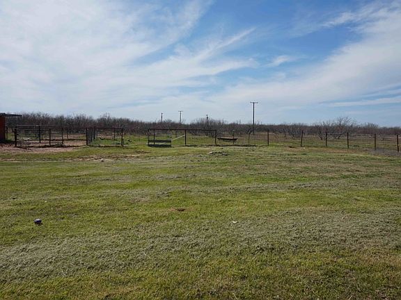 4th image of 13624 Arkansas Ln