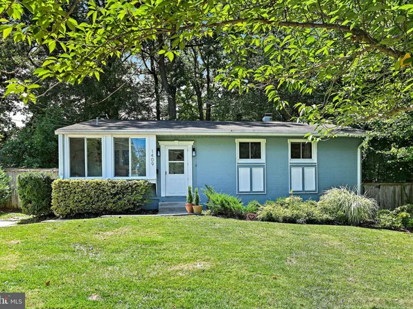 1409 Desale St SW, Vienna, VA 22180