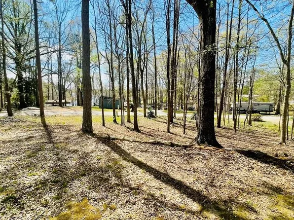 367 Wild Rose Ln, Seneca, SC 29678
