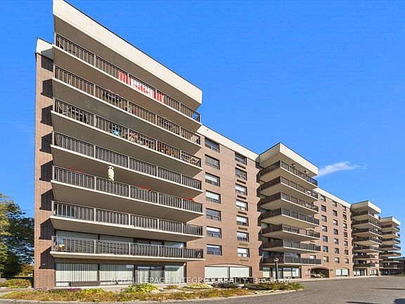 3rd image of 1190 Richmond Rd #703