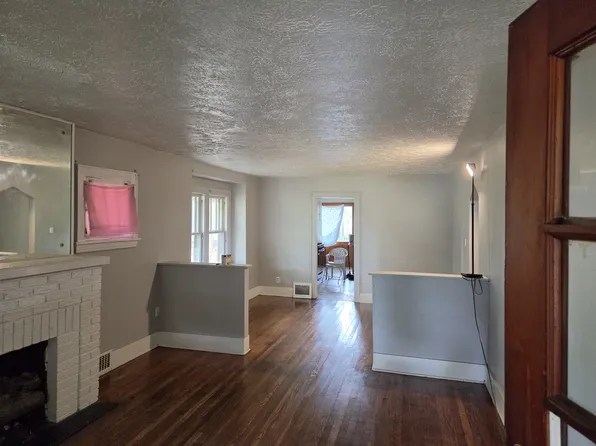 935 E Crosier St, Akron, OH 44306