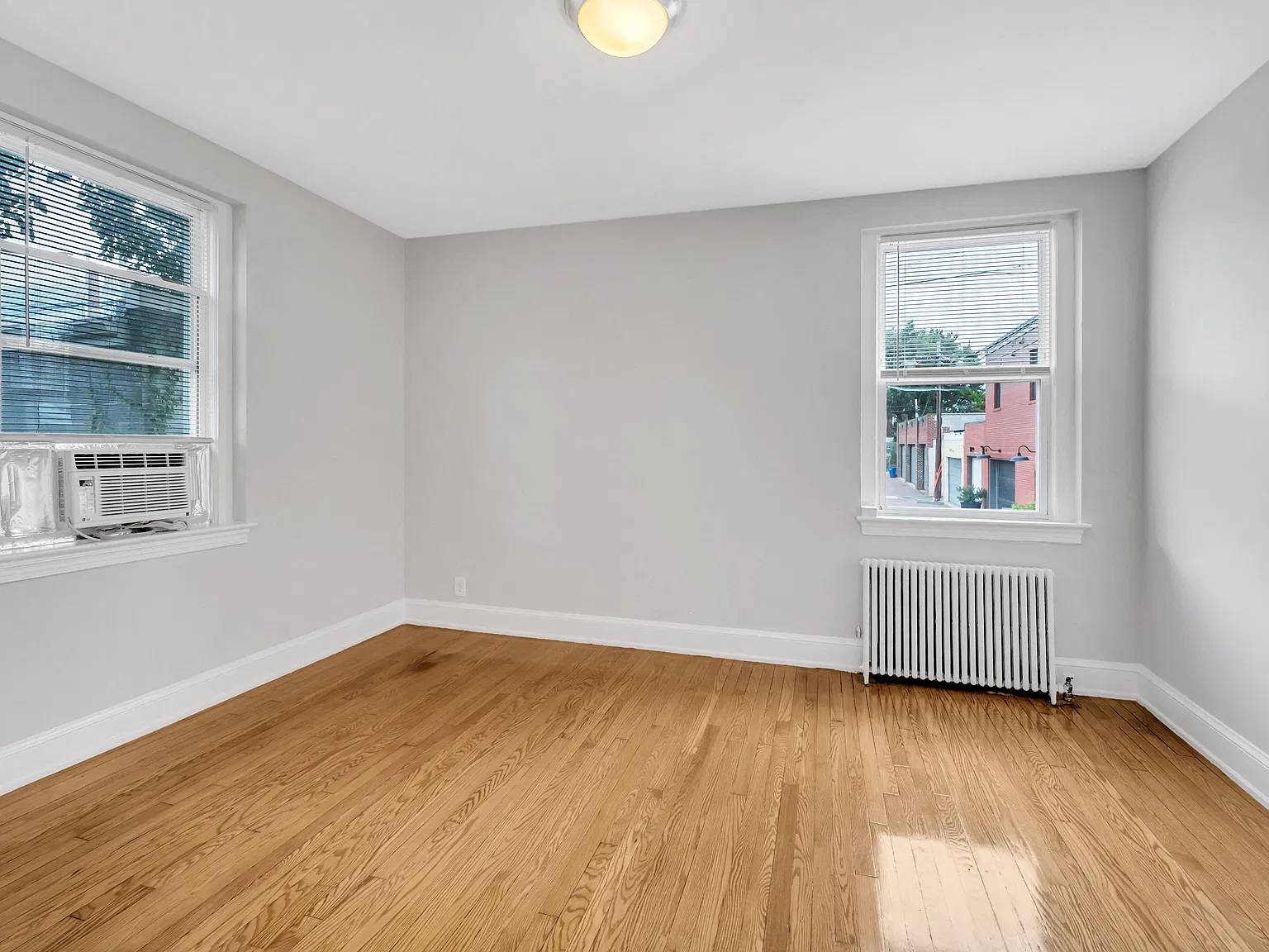 524 13th Street — Photo 3