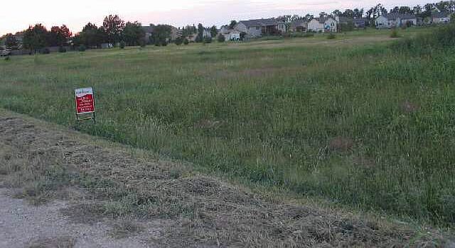 2nd image of 8461 N Ash Cir