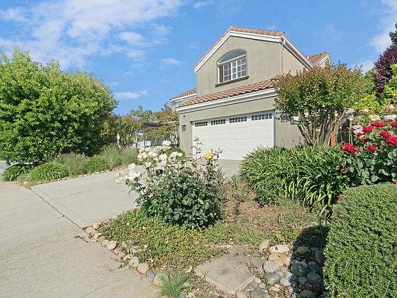 2nd image of 940 White Cloud Dr