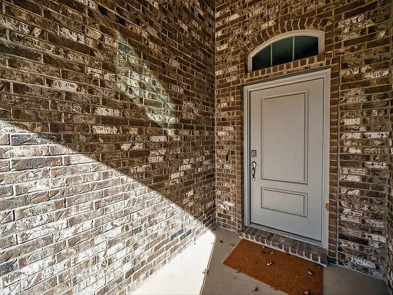10601 Autumn Leaves Ln — Photo 4