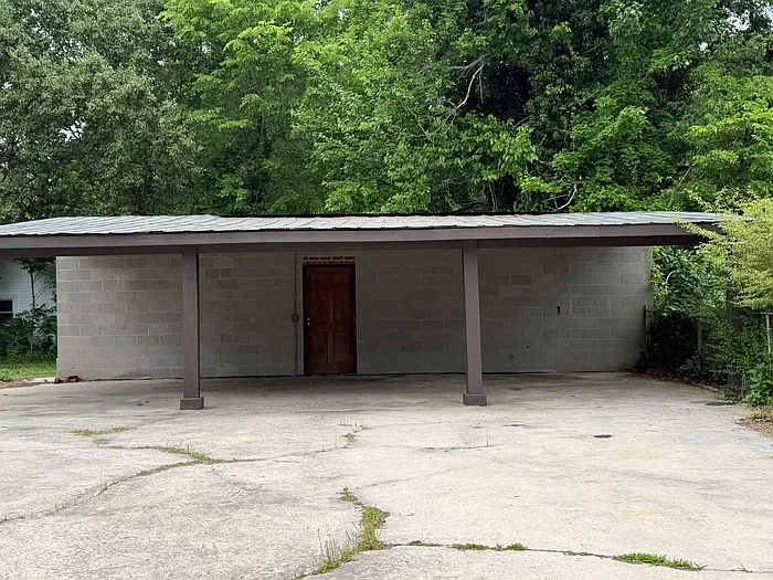 104 Howard St — Photo 14