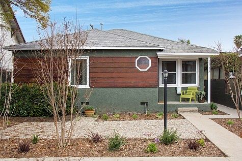 5th image of 2318 Glencoe Ave