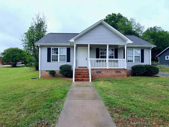 1324 Whitsett St, Burlington, NC 27215