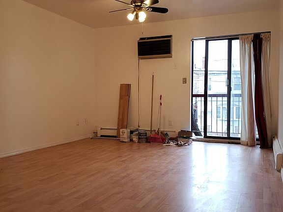 2nd image of 10422 46th Ave