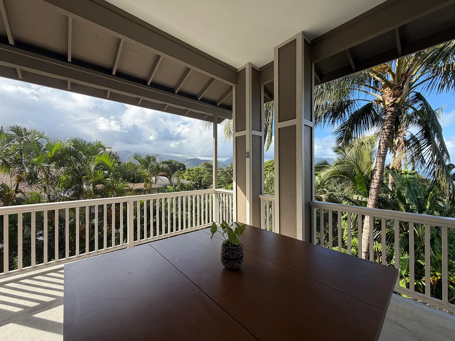 3 bed, 2.5 bath, 1764 sqft, $5,800 — Photo 4