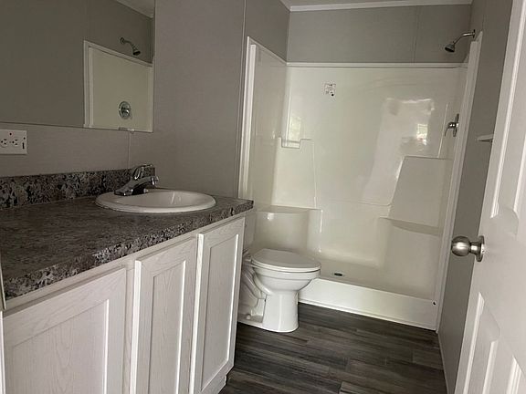 2nd image of 207 Park St