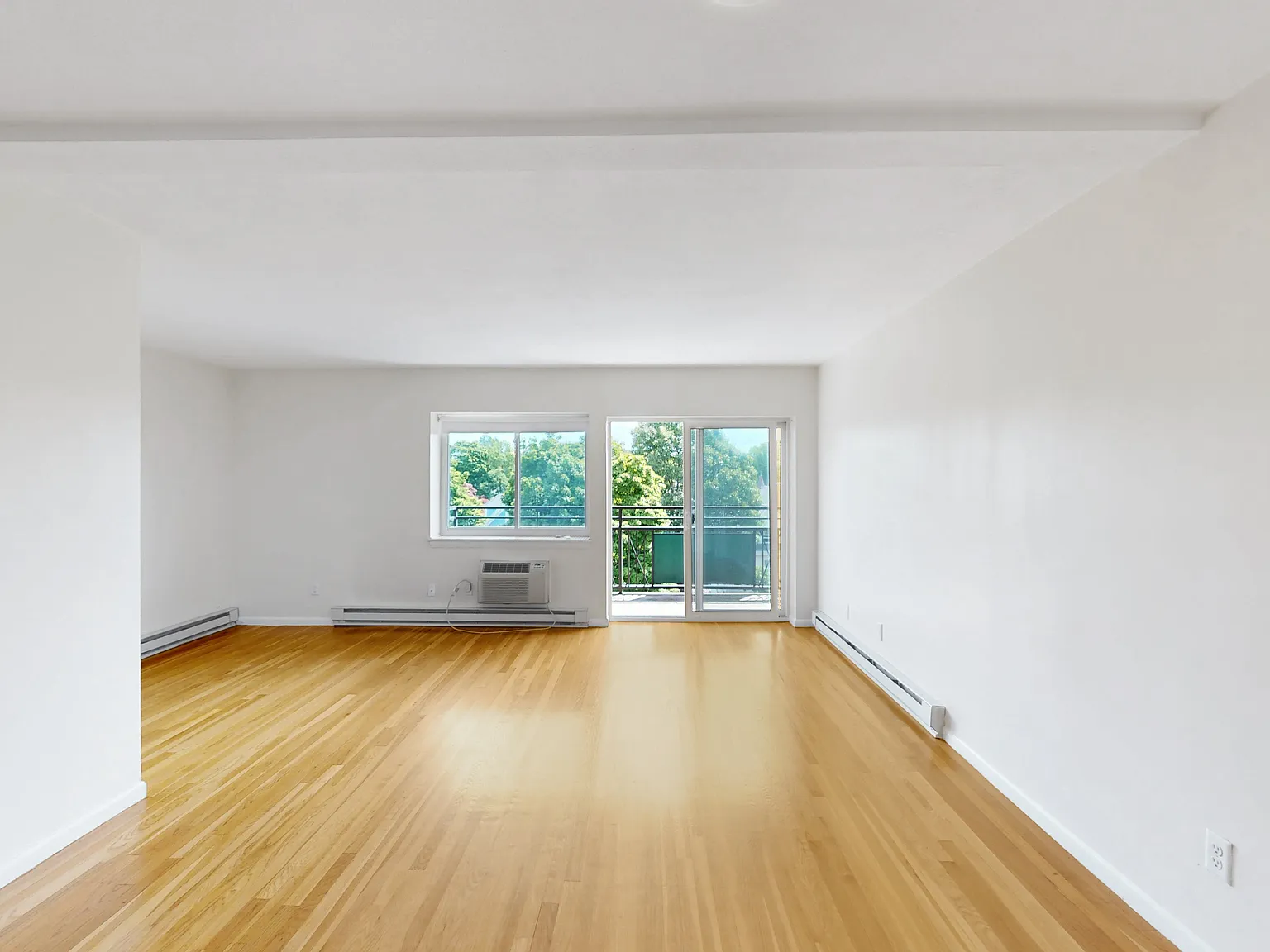 2 bed, 750 sqft, $2,495 — Photo 2