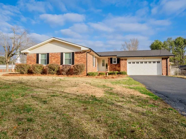 101 Cochran Dr, Dalton, GA 30721