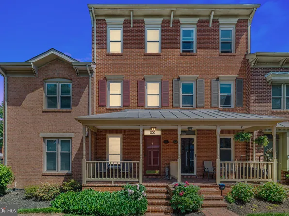 1529 Oronoco St, Alexandria, VA 22314
