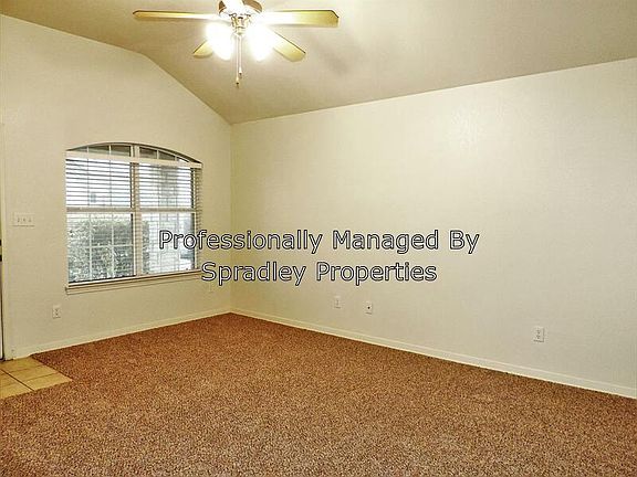5th image of 721A Olaf Dr
