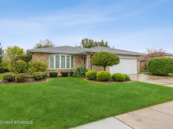 8417 Rob Roy Dr, Orland Park, IL 60462